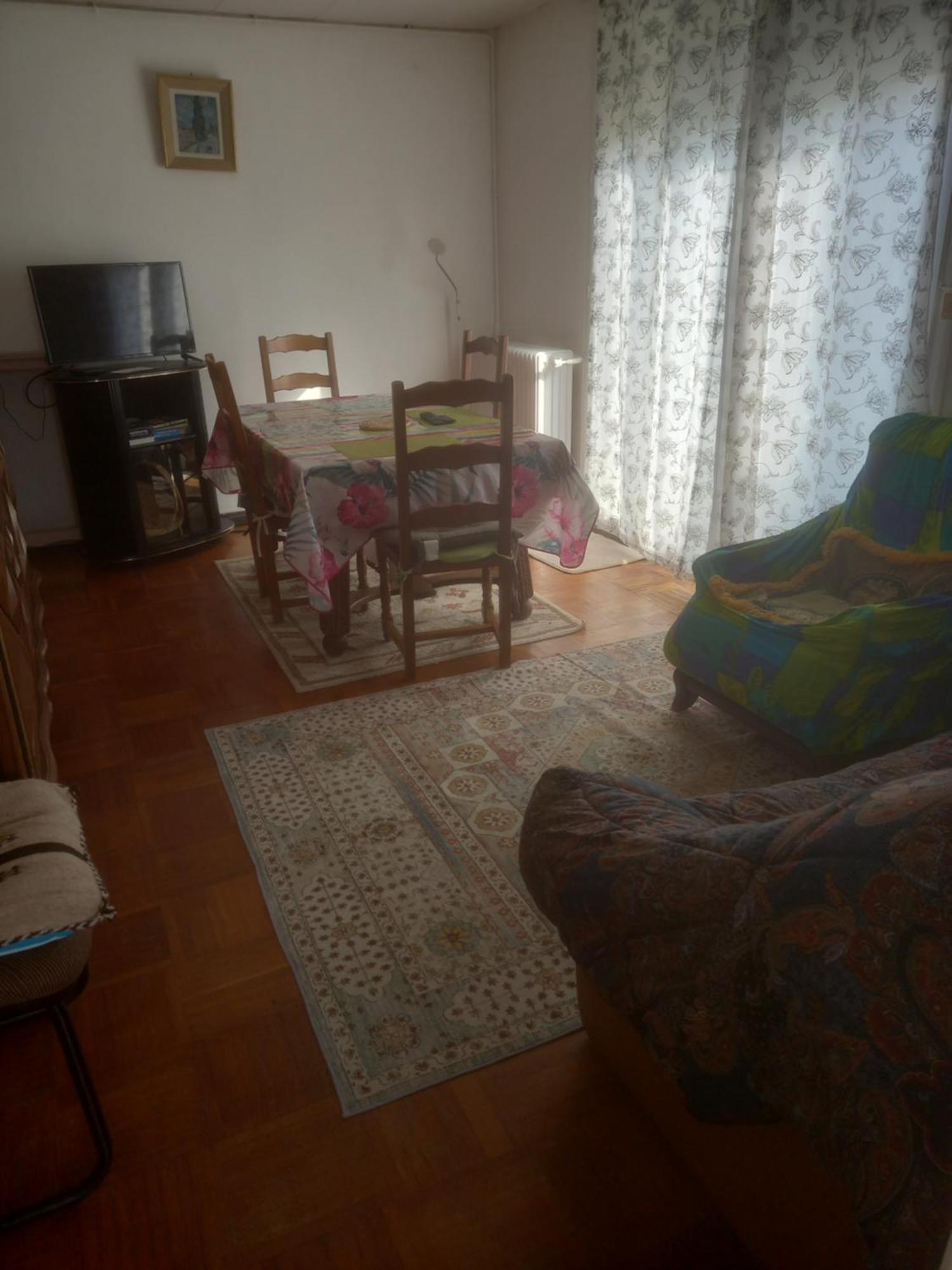 Spacieux Appartement 4 Pieces Beauvais Kültér fotó